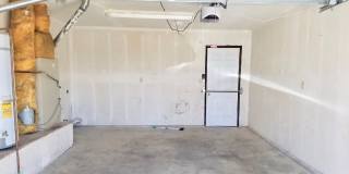 2 BEDROOM 1 BATH - UPSTAIRS UNIT Gallery 8
