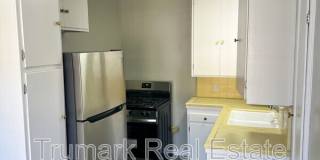 215 W Acacia Ave 215 W Acacia Ave Gallery 1