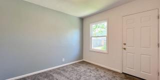 Charming Westwood Cottage in the Heart of Napa Gallery 17