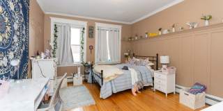 Huge 5 bed in Allston Gallery 13