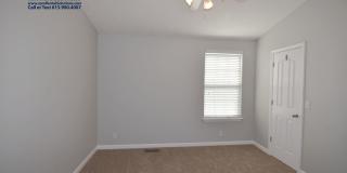 Great 2BR/2.5BA Murfreesboro townhome less than 2 miles from MTSU! Gallery 17