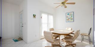 PELICAN BAY - BARRINGTON CLUB - AWESOME AMENITIES - BEACH ACCESS - FURNISHED- NEW RENOVATIONS- Gallery 9