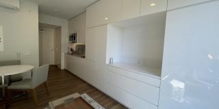987 Queen Street Gallery 3