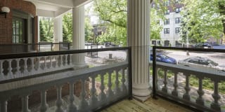 5487-5491 S. Hyde Park Boulevard Gallery 25