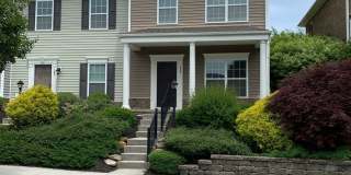 2 Bedroom, 2.5 Bath Townhouse with detached one-car garage Gallery 1