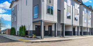 New Construction - Luxury Townhomes Now Avail! Gallery 24