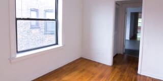 1515 E. 54th Street Gallery 26