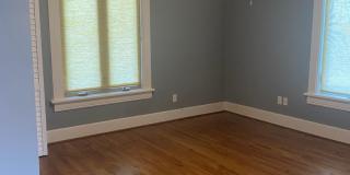 Vanderbilt Place - Wonderful Location 3 bedrooms/3 1/2 baths Gallery 19
