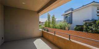 19 GARDEN RAIN Drive Gallery 33