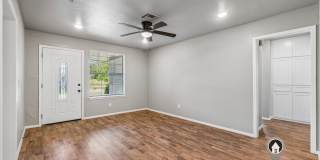 Charming 3 Bedroom Home +BONUS Room with Spacious Backyard Charming 3 Bedroom Home +BONUS Room with Spacious Backyard Gallery 8