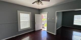 Near Eastside 3 Bedroom 2 Bath with Central air Gallery 5
