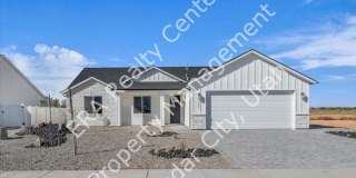 Move-In Bonus!!! Newer Construction 3 bedroom- 2 bath Single Family Home Gallery 1