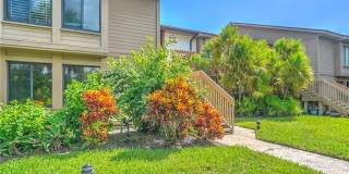 233 NE Edgewater Drive unit: 201 Gallery 1