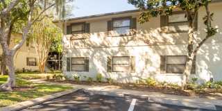 Conquistador 2/2 Condo Gallery 21