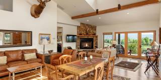 4072 Crystal Bridge Drive Gallery 3