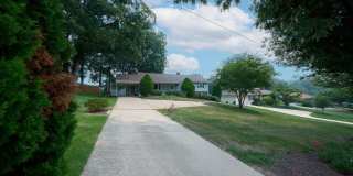 2924 GRACEFIELD Road Gallery 2