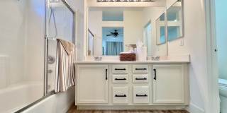 BEAUTIFUL FULLY FURNISHED SOUTHWEST LAS VEGAS HOME IN A PRIME LOCATION Gallery 20
