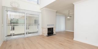 8211 Redlands Gallery 3