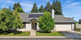 5740 Laguna Park Drive Gallery 1