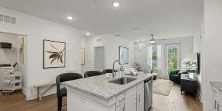 Maggie Flats Gallery 28