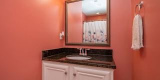 Rare Lake Murray rental located in Lexington! Fully Furnished 6 month lease Gallery 16