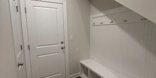 Room in 3 Bedroom Home at Memorial Pkwy Gallery 1