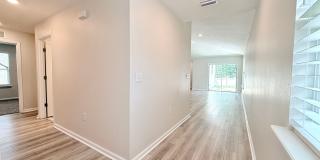 Beautiful 4BR Home with Open Floor Plan & Fully Fenced Backyard Gallery 7