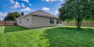 Charming 3-Bedroom Home in a Great Neighborhood with Pool & Park Access! Gallery 31