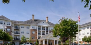 Senior Housing - Evergreens at Smith Run Gallery 17