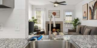 Aspen Court Apartments Gallery 16