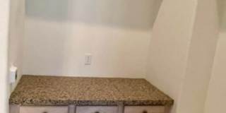 Scottsdale 3 Bed, 2 Bath Single Story Home PLUS Den Gallery 8