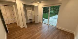 6851 SW 77th Ter Gallery 16