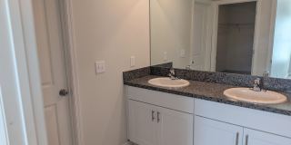 446 Argyll Dr Gallery 16