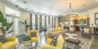 The Avenues of Lakeshore Gallery 14