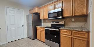 5705 Mandalay Gallery 13