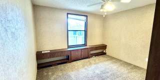 2302 S Brandon Court Gallery 8