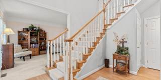 6430 BELLEVUE Place Gallery 22