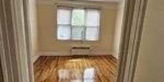 5034 41 street Sunnyside 5034 41 street Sunnyside Gallery 2