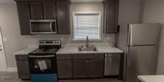 Cute 2 bedroom Duplex Gallery 23