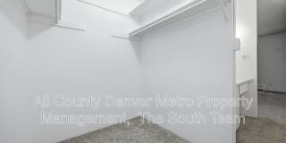 2835 S Monaco Street Pkwy Gallery 4
