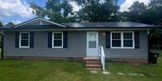 Welcome to 2413 Shawnee Drive Gallery 1