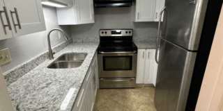 Cozy Upgraded 1bedroom Condo Gallery 1