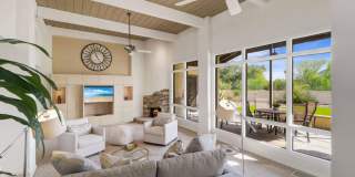 Beautiful 5 bed/4 bath + Den in Desirable Paradise Valley Gallery 37