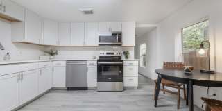 125 Forrest Ave Gallery 5