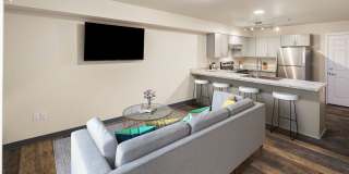 979 Patterson Street Gallery 40