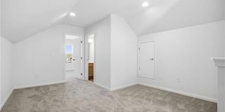 3122 Old Rock Street Gallery 25