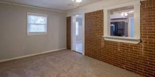 Sensational Three Bedroom Home Located in the Earlewood Community! Gallery 10