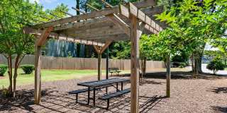 Dunwoody Glen Gallery 18