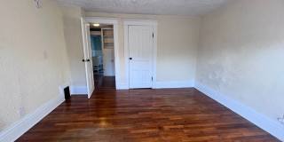 Charming Four Bedroom Home on SE Side! Gallery 16