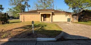 COMING SOON - 4 Bedroom, 2 Bathroom Home for Rent! Gallery 1